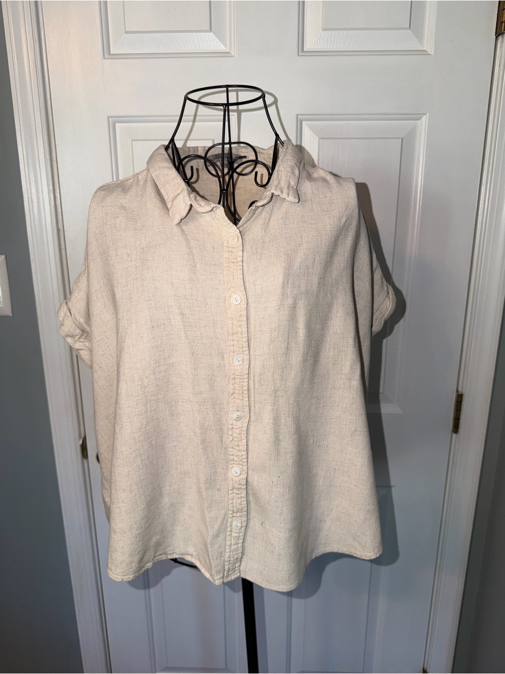 WISHLIST Apparel Short Sleeve Linen Blend Button Down Shirt Oatmeal M/L